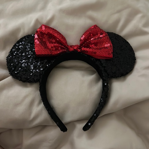 Disney Accessories - Minnie Mouse ears
